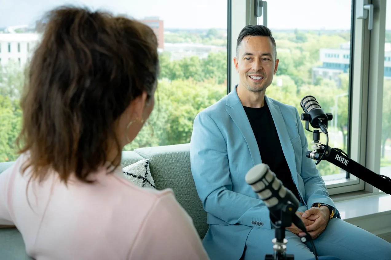 Podcastopname over toeslagen bij HEJO Advies en Administratie.